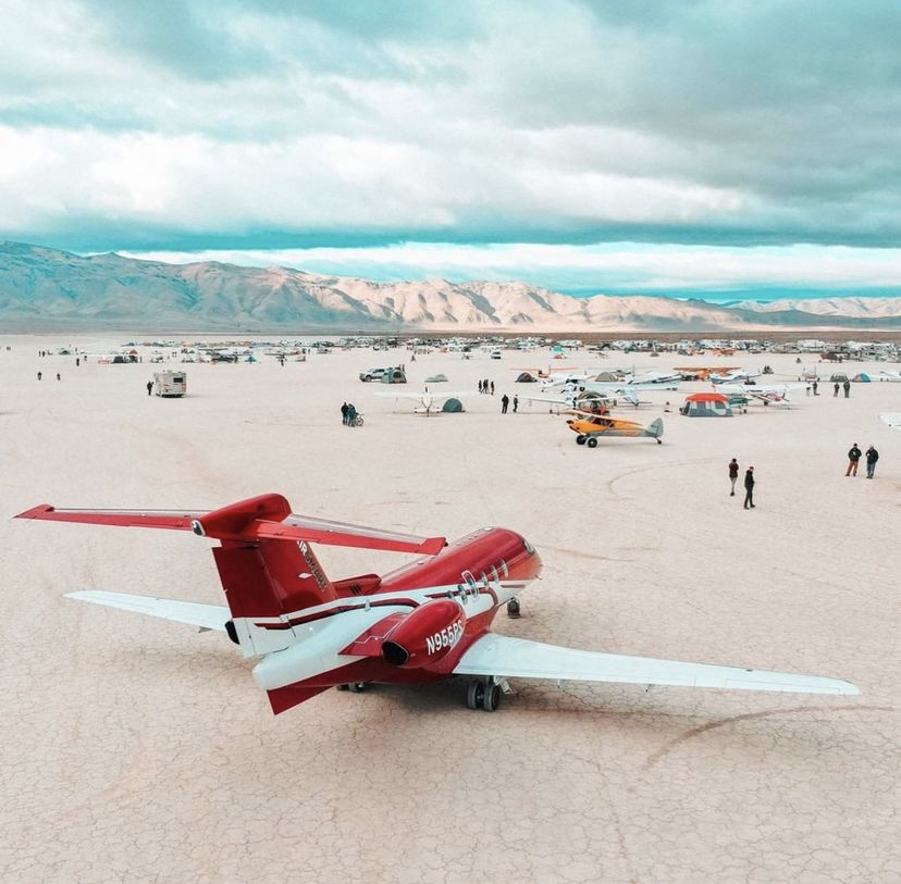 OriensAviation's tweet photo. Our #PC24PictureoftheWeek goes to our friends across the pond at @airsmartshare on Instagram for their shot of the PC-24 showing off on Dead Cow Lake! 

For more information on the capabilities of the PC-24, contact us: https://t.co/eWiohqnjgO

#pilatus #pilatusaircraft #pc24 https://t.co/LmZzHMDm8w