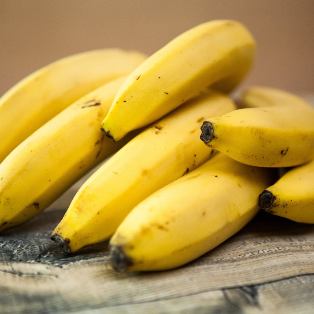 Grab a banana at our café to celebrate Banana Day! In the UK we consume over 5 billion bananas a year that's over 100 per person!

#banana #fact #bananaday #cafe #greenwich #greenwichuni #graysons #breakfast #fruit #funfact #healthyfood
