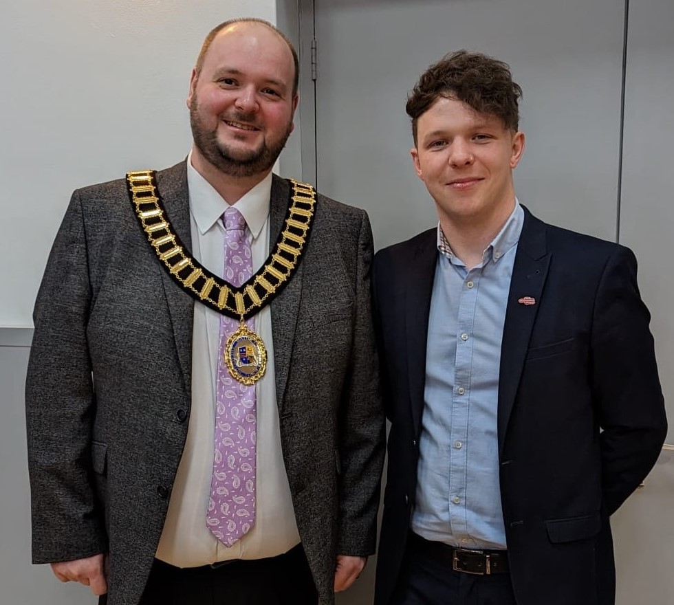 Haemophilia Society (@haemosocuk) on Twitter photo As Mayor of Thrapston, Craig Wheeler has raised over £5,300 for the Haemophilia Society after naming us as his Charity of the Year. Last night Scott McLean, our Major Donor Fundraiser, attended Craig’s final meeting as Mayor to thank him for his incredible work. <a href="/thrapstontc/">Thrapston Town Council</a> As Mayor of Thrapston, Craig Wheeler has raised over £5,300 for the Haemophilia Society after naming us as his Charity of the Year. Last night Scott McLean, our Major Donor Fundraiser, attended Craig’s final meeting as Mayor to thank him for his incredible work. <a href="/thrapstontc/">Thrapston Town Council</a>