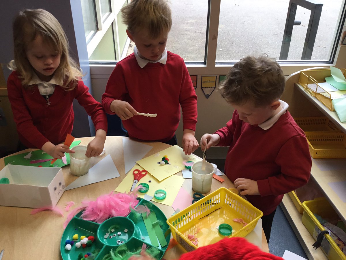 NurseryOPS's tweet photo. Today the children listened to the story ‘Where the Wild Things Are’. The children talked about the amazing illustrations and story. The children then made wild thing collages and drawings! ##opsart #wherethewildthingsare #english #markmaking #modelmaking https://t.co/RtZnclnraP