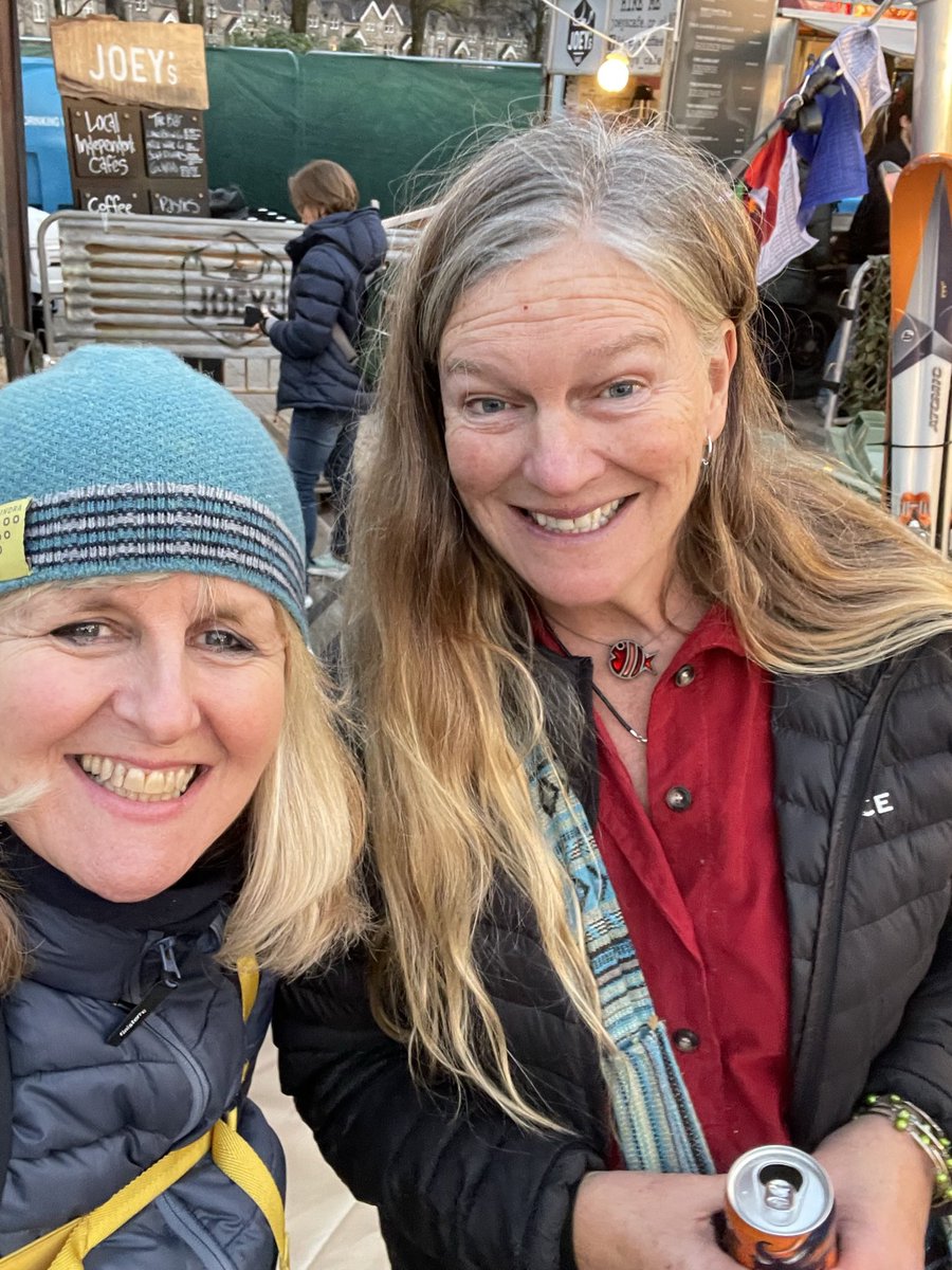 Healthyhappy50's tweet photo. What are you doing Saturday 29 April? Wonderful cold water #swimmer @sarabandco &amp; I would love you to join us @Alpkit #Hathersage. Tickets £10 inc a drink &amp; donation to @Alpkit Foundation. The question: Is it better to be on or in the water? #TheColdFix #SUPGB @VertebratePub 💦 https://t.co/KsNqBc3ytU