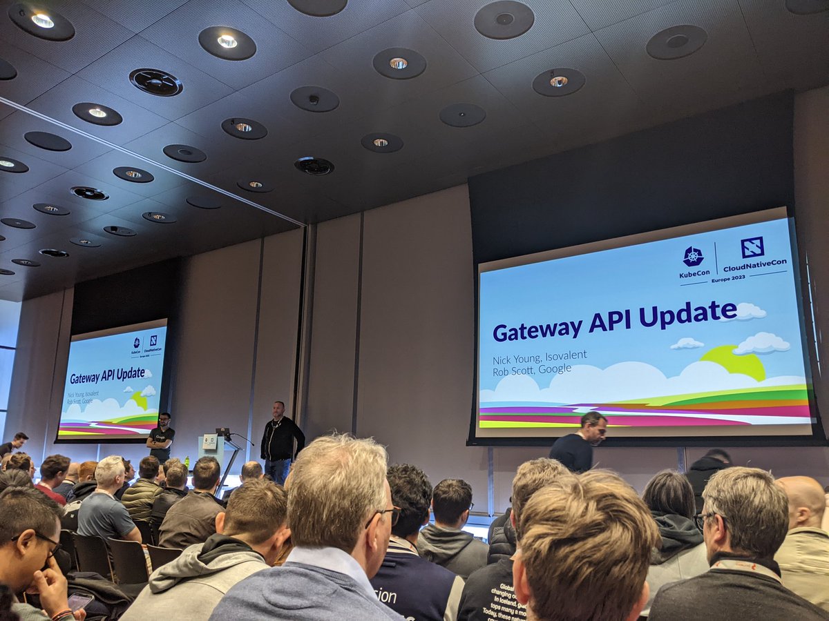 aurelievache's tweet photo. Let's start with a talk about Gateway API updates
The room is fuuullll

Let's see what is the news of the 0.7.0 release!

#KubeCon #KubeConEU https://t.co/WclTNdvzOc
