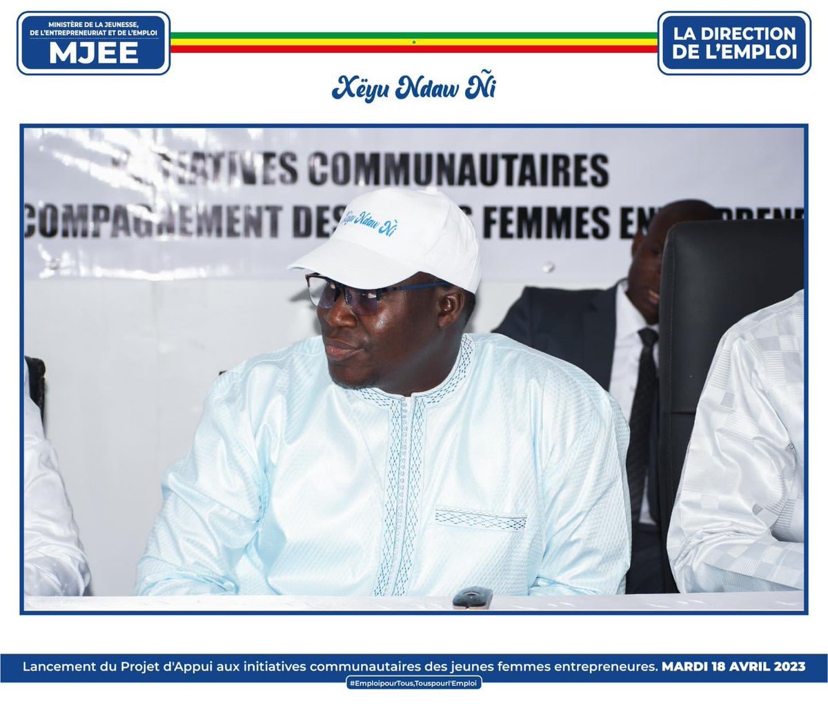 Modou__FALL's tweet photo. Lancement du Projet d'Appui aux Initiatives Communautaires des Jeunes Femmes Entrepreneures: 3800 emplois en vue

Ledit Projet entre dans le cadre du programme d'Urgence pour l'Insertion Socio Economique et l'Emploi des Jeunes Xëyu Ndaw Ñi
#MJEE
#DirectionEmploi
#XëyuNdawÑi https://t.co/Y90vbRAqvC