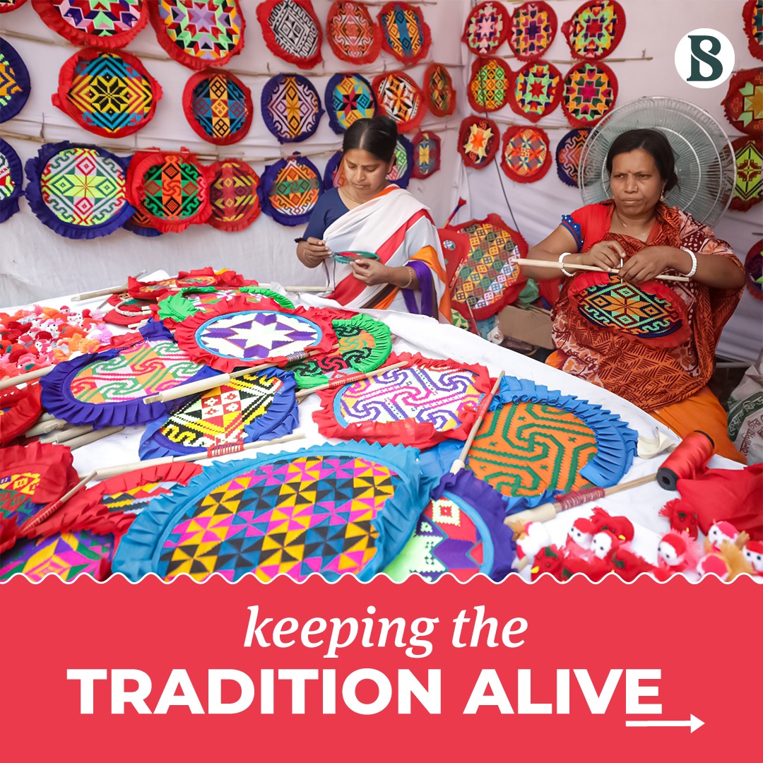tbsnewsbd's tweet image. Keeping the tradition alive

Photo: Mumit M/TBS

#handfan #handfans #traditionalcraft #traditionalproducts #traditionalhandfan #tbsphoto #TBSNews