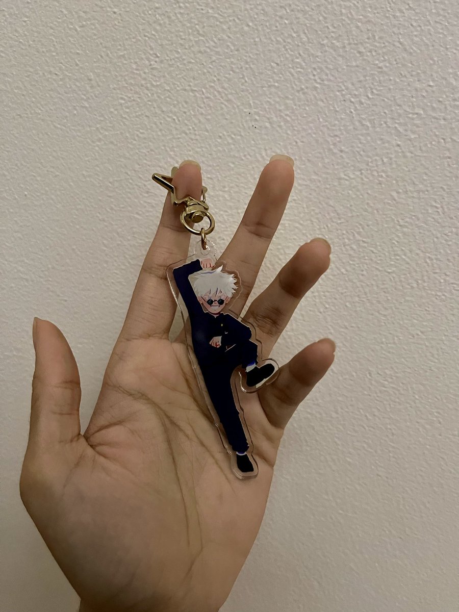 nadjarasp's tweet photo. [GIVEAWAY]

smoga ga flop tapi karna aku bahagia gojo diunseal ayo kita sukuran WKWK

✨two winners shall receive one of these (gojo mangap popsocket/ lost in paradise keychain) kalo menang pilih aja!

rep apa aja! kutunggu sampe besok pagi

(‼️must be following me y) good luck💖 https://t.co/Tx8I0ICzlR