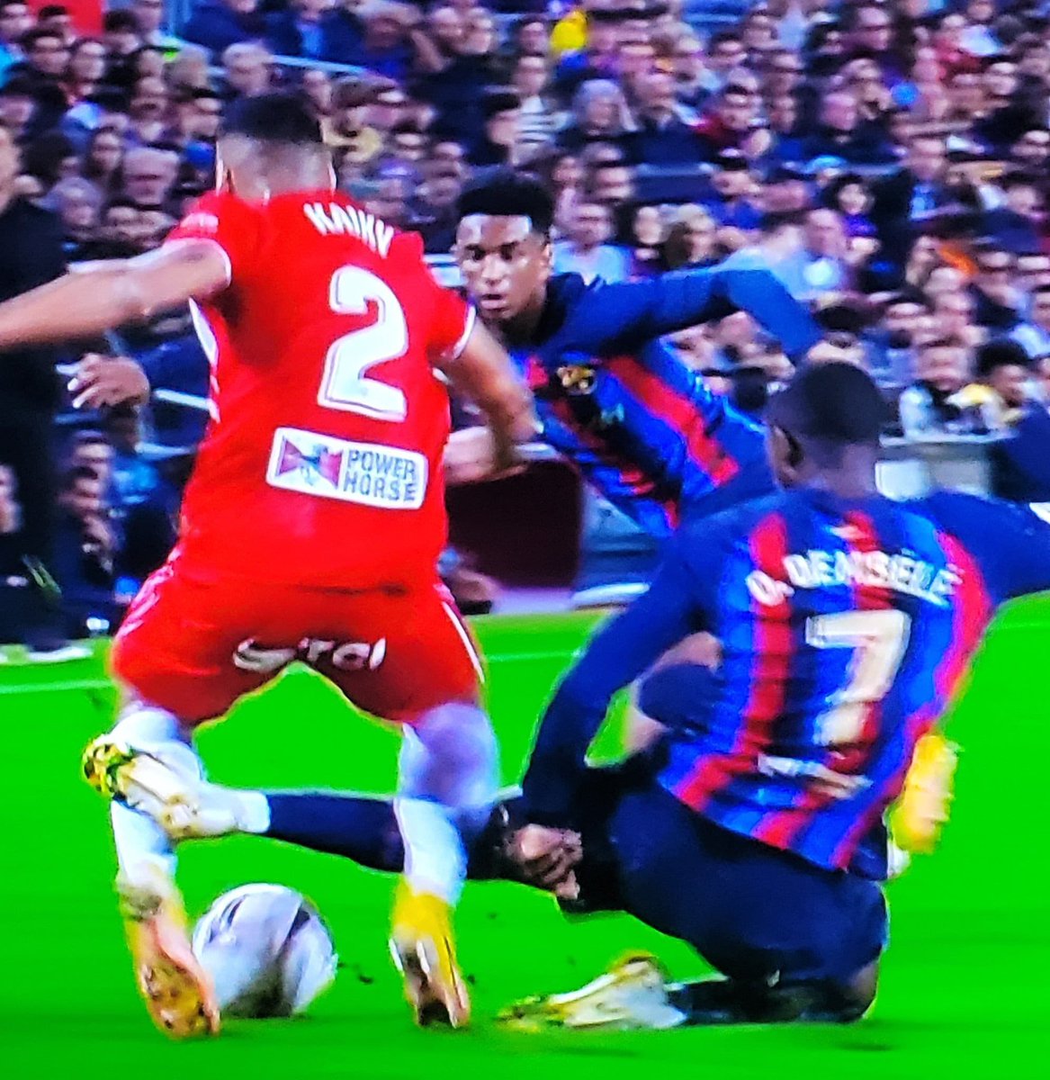 frannUDA's tweet photo. Ah,y esto no fue roja https://t.co/raxeJITS6V