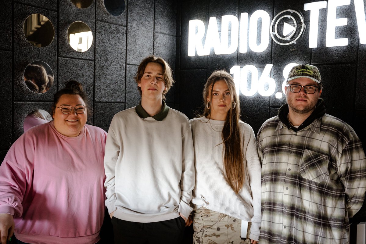 radiotev's tweet photo. 💧Pēdējais piliens atceļojis līdz RADIO TEV. Ej noklausies jauno @gretagrantina x Wiesulis x @xantikvariats dziesmas versiju! #radiotev #pēdējaispiliens https://t.co/kF6s538HE9