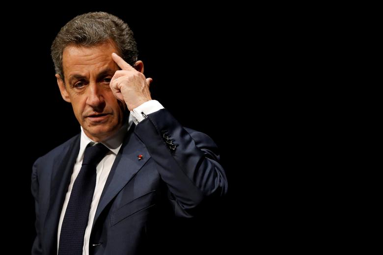 Mediavenir's tweet photo. 🇫🇷 FLASH - Après avoir été président de la République, Nicolas Sarkozy aurait pour ambition de devenir Premier ministre : "Il en rêve. Ça transpire de partout". (L’Obs) https://t.co/TzdCoRbst5