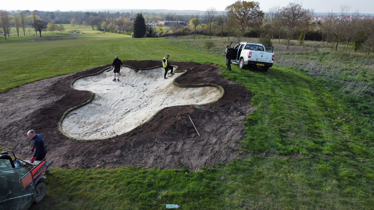 DuraBunker's tweet photo. Amazing what some dry weather does!! Making great progress this week @therayleighclub things now coming together after a tough first few weeks!! #pushingon #getting Indonesia #finishlineinsight https://t.co/tBNKnkOsh8