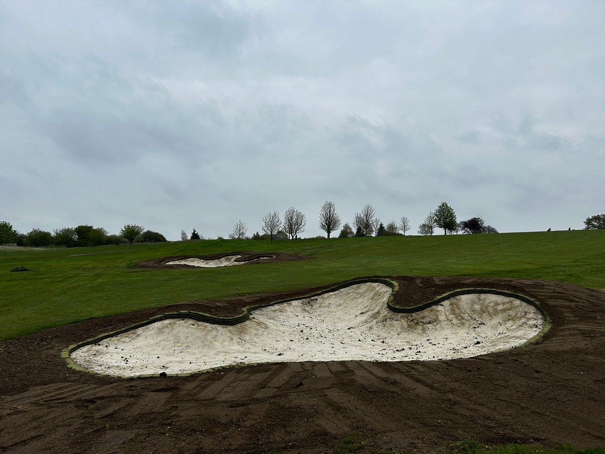 DuraBunker's tweet photo. Amazing what some dry weather does!! Making great progress this week @therayleighclub things now coming together after a tough first few weeks!! #pushingon #getting Indonesia #finishlineinsight https://t.co/tBNKnkOsh8