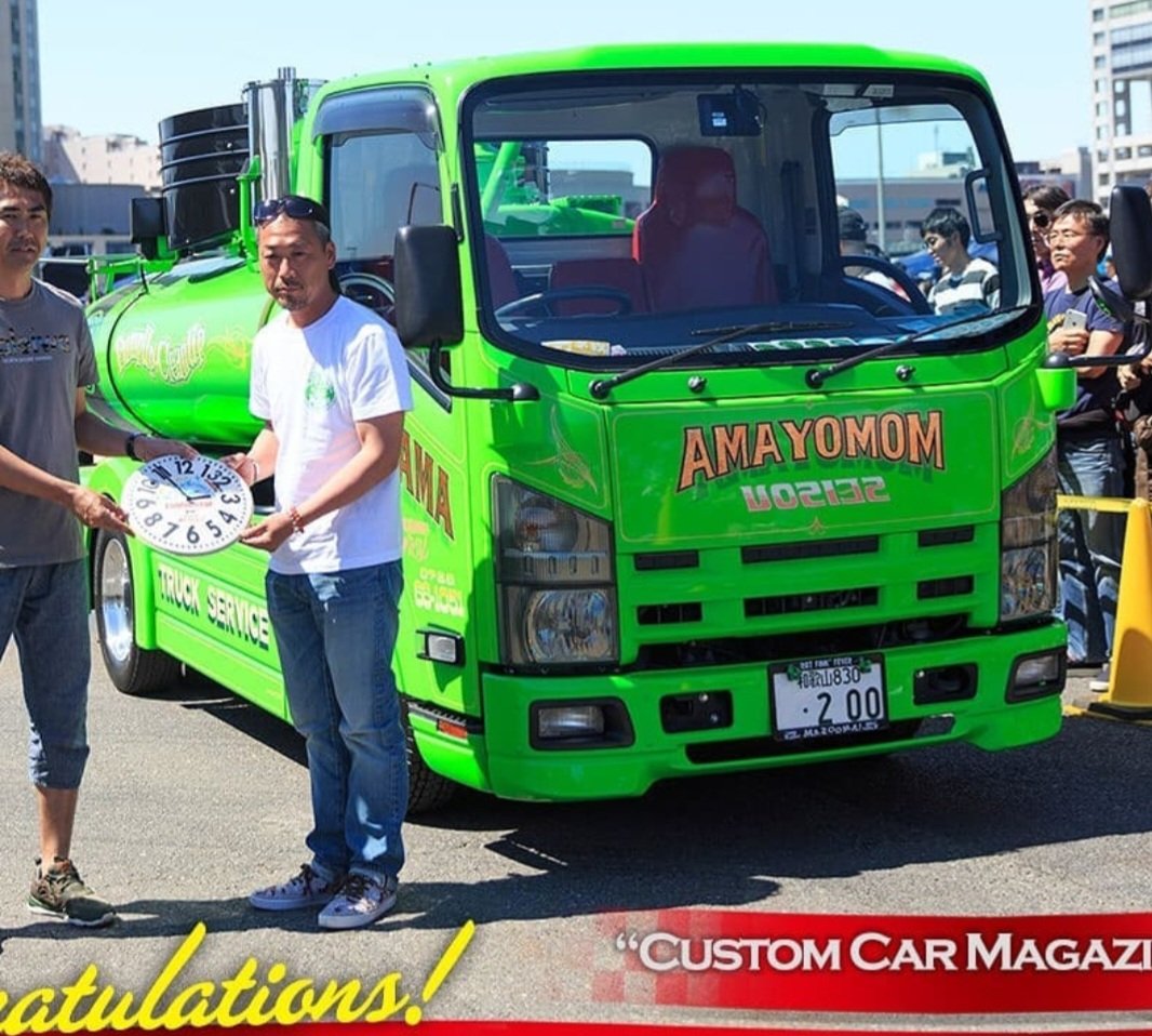 Taro31643874's tweet photo. ここ最近の アワードとカスリ
2018 ストリートカーナショナル
本業で 友人車両カスタムカーマガジンピック ゲットォォォォと
去年 ホットウィールレジェンドツアー
選考8台の内の1台に選ばれるも アワード成らず😭😭😭😭
#スーパーモモ
#バキュームカー
#supermomo
#バキュームカーカスタム https://t.co/ocKcC3s1WI