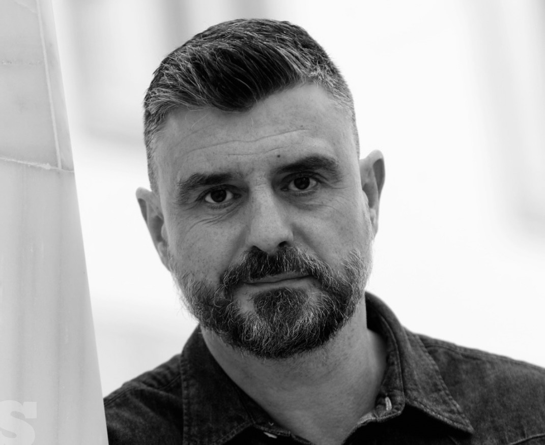Marcos Méndez (@MarcosMendezLU), freelance lucense e o único comunicador que cubre a guerra de Ucraína 🇺🇦 en galego, é o gañador do XIX #PremioCouso, organizado polo Colexio de <a href="/xornalistas/">xornalistas</a> e o <a href="/clubdeprensadeF/">clubdeprensadeferrol</a>, coa colaboración de <a href="/FerrolOficial/">Concello de Ferrol</a>.
xornalistas.gal/novas-eventos/…