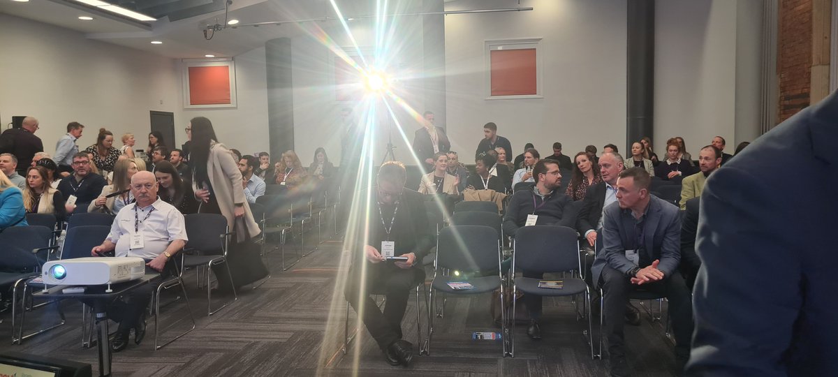 Robert Ling tweet media