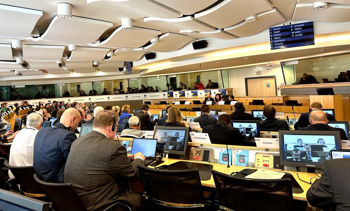 The <a href="/EU_CoR/">European Committee of the Regions</a> Commission for Economic Policy meets today to discuss:

✅ Interoperable Europe Act 
✅Critical Raw Materials Act and Net-Zero Industry Act
✅ Local and Regional Digital Maturity Assessment

 ↓ Tune in live now 📺
cor.europa.eu/en/events/Page…