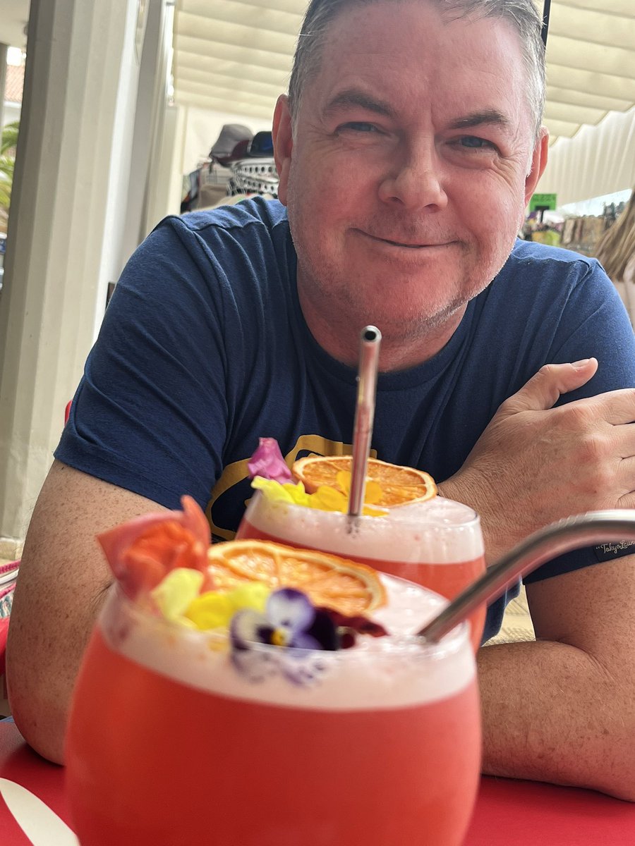 5 days away in Tenerife without the kids….it did us the world of good!  Drying out now 😂