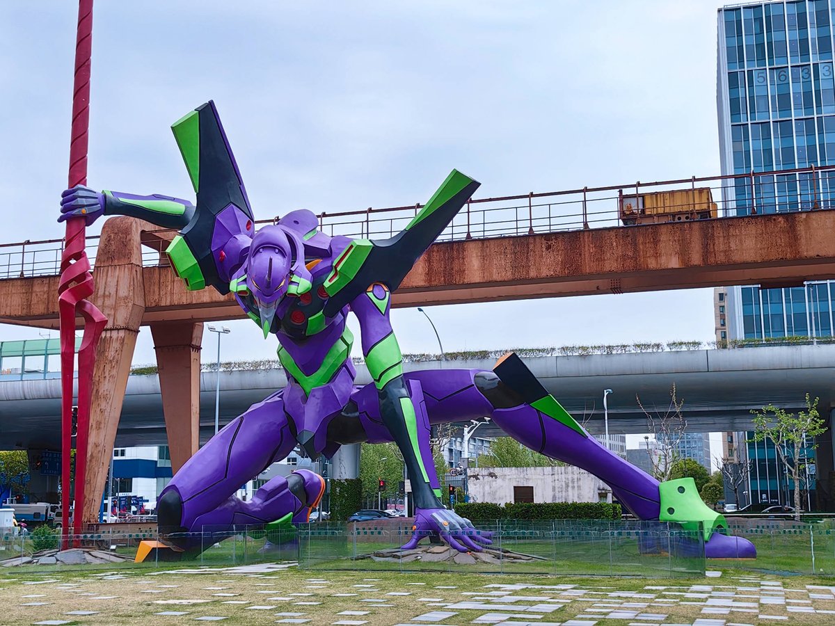 Wangxiaoya115's tweet photo. Evangelion-01 in Shanghai. https://t.co/lYzUTod5iV