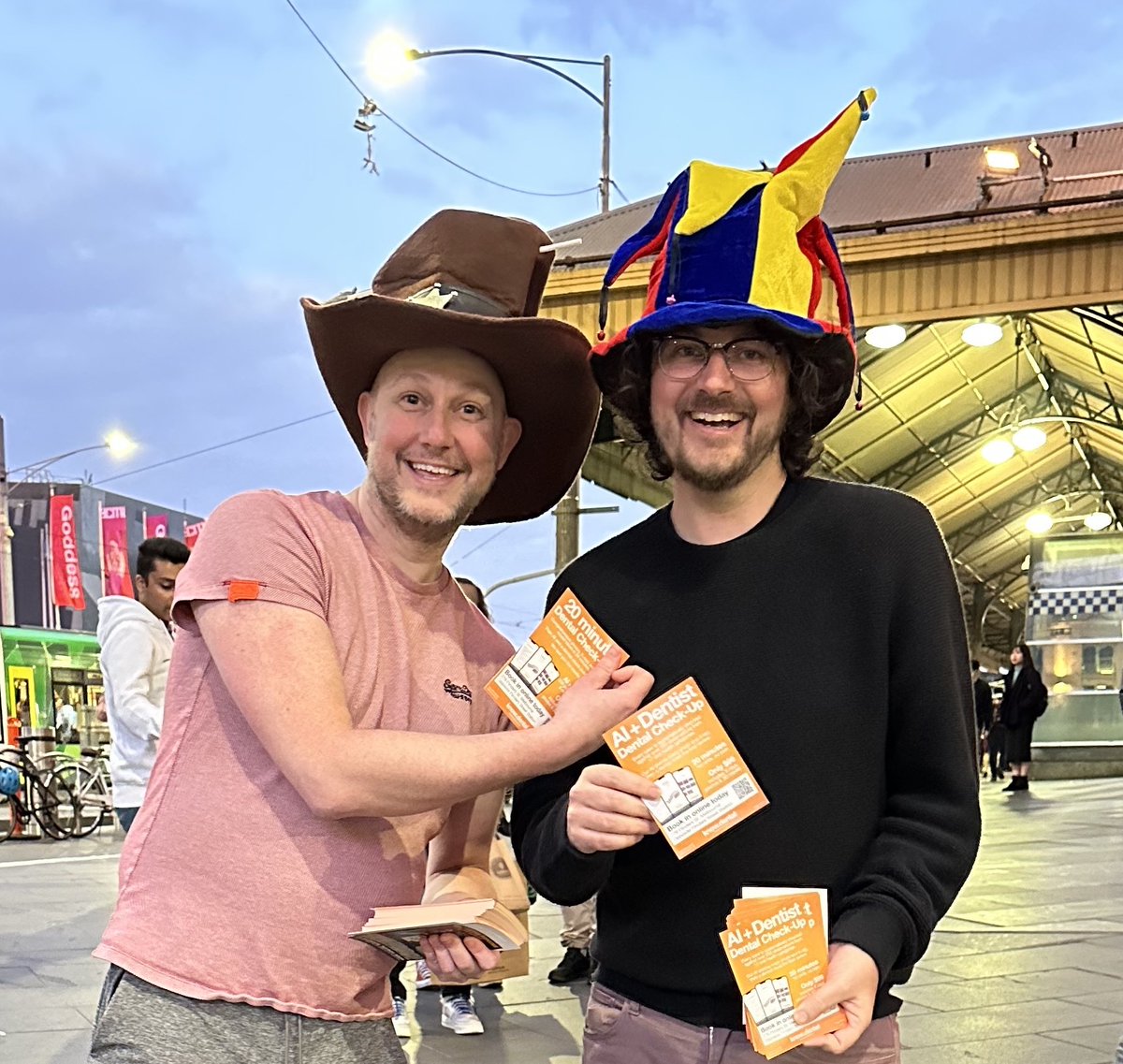 knowdental's tweet photo. It was a pleasure meeting so many of you at Flinders Street Station today! https://t.co/yA23bPphcA