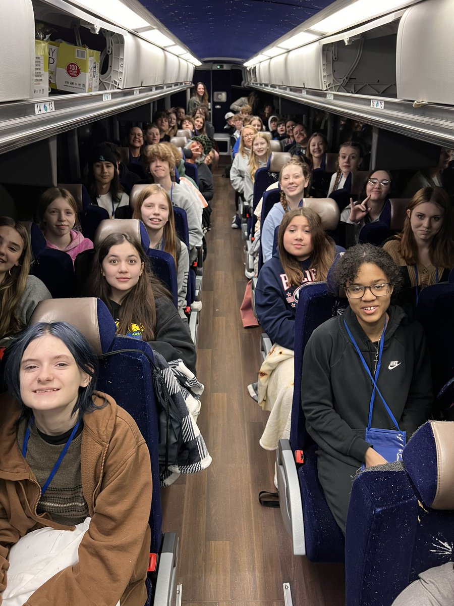 MrsPitzerMMS's tweet photo. WASHINGTON DC OR BUST! ๐บ๐ธ Bus 3 is ready! #mmsbus3 #mmsmustangs https://t.co/GR68hR9R5A