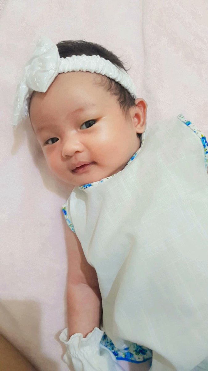 devaAngik's tweet photo. Cepet banget tetiba Karamel sudah 1 bulan aja 🥰 https://t.co/DEx3hoX2nm