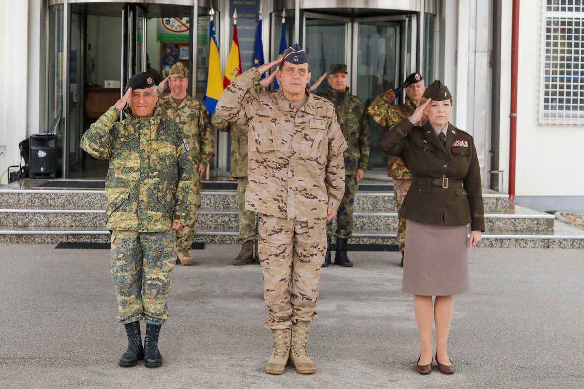 euforbih's tweet photo. Today, COM EUFOR Maj Gen Helmut Habermayer welcomed Lt Gen Francisco Braco Carbó, Commander of the Operational Command of the Armed Forces of Spain to Camp Bumtir. The visit was part of a wider visit marking the 30th Anniversary of the presence of the 🇪🇸 Armed Forces in BiH. https://t.co/jidXLCoIOv