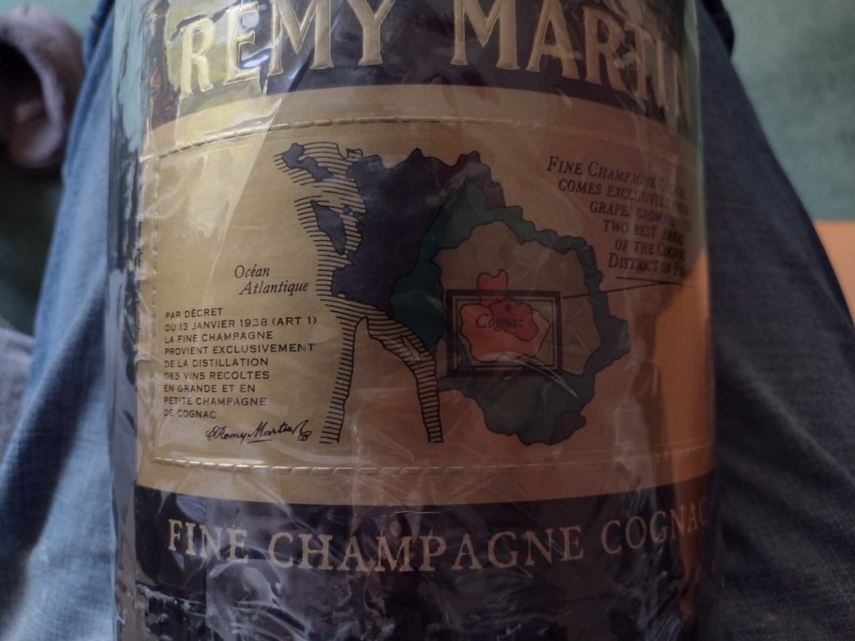 WaudWines's tweet photo. @remycointreau can you help identify this 3.78L bottle of Remy Martin presented by the company to a retiring employee in the 1980’s - we want to value it and auction it for the @rafcharitable @JeremyWaud @docwellsofworth https://t.co/92q8gKtIkG