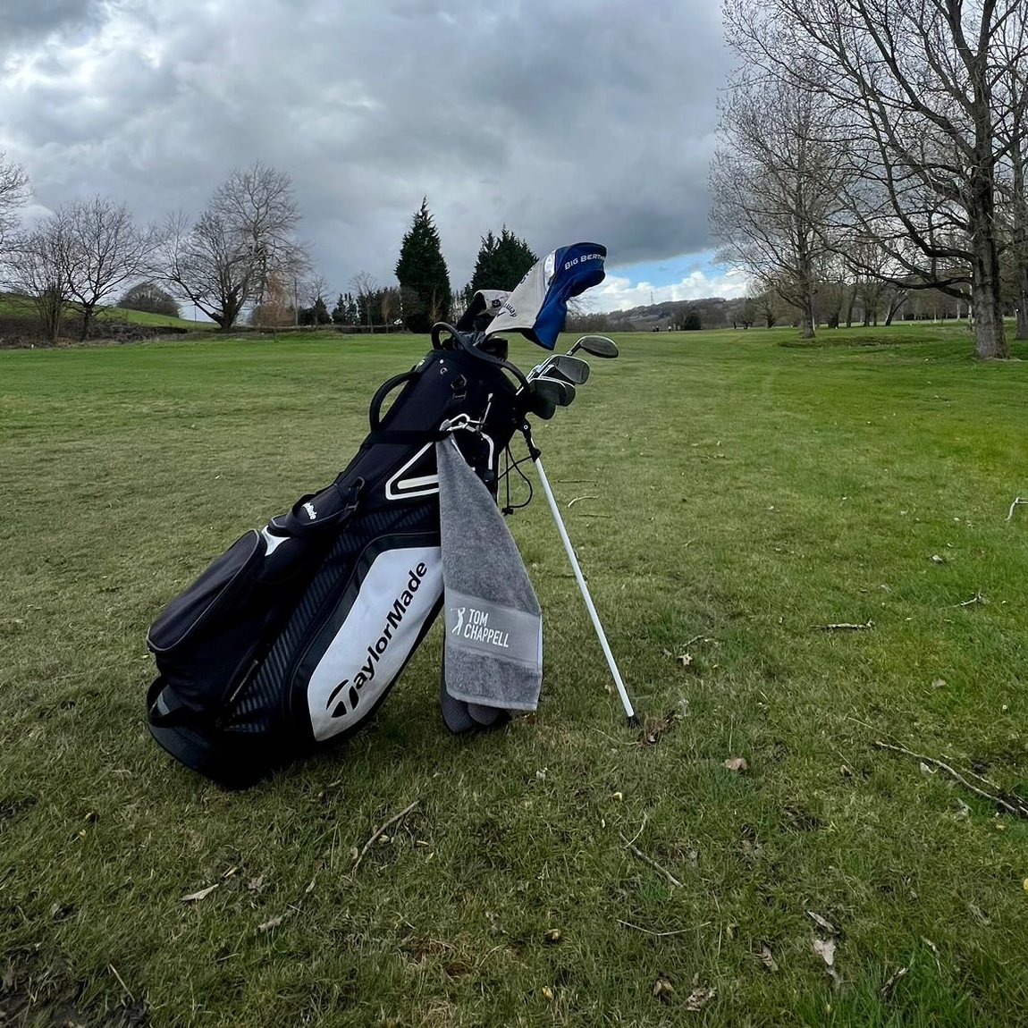 HusonDesign's tweet photo. One of our @HusonDesign products put to use on the golf course!! A great custom accessory for any golfer!!

Head over to https://t.co/b2jAH2xWjc to find this product and more!

(Courtesy of Tom Chappell @tommchappell)

#golf #golftowel #custom #customproducts https://t.co/IvRfBlI3Tk