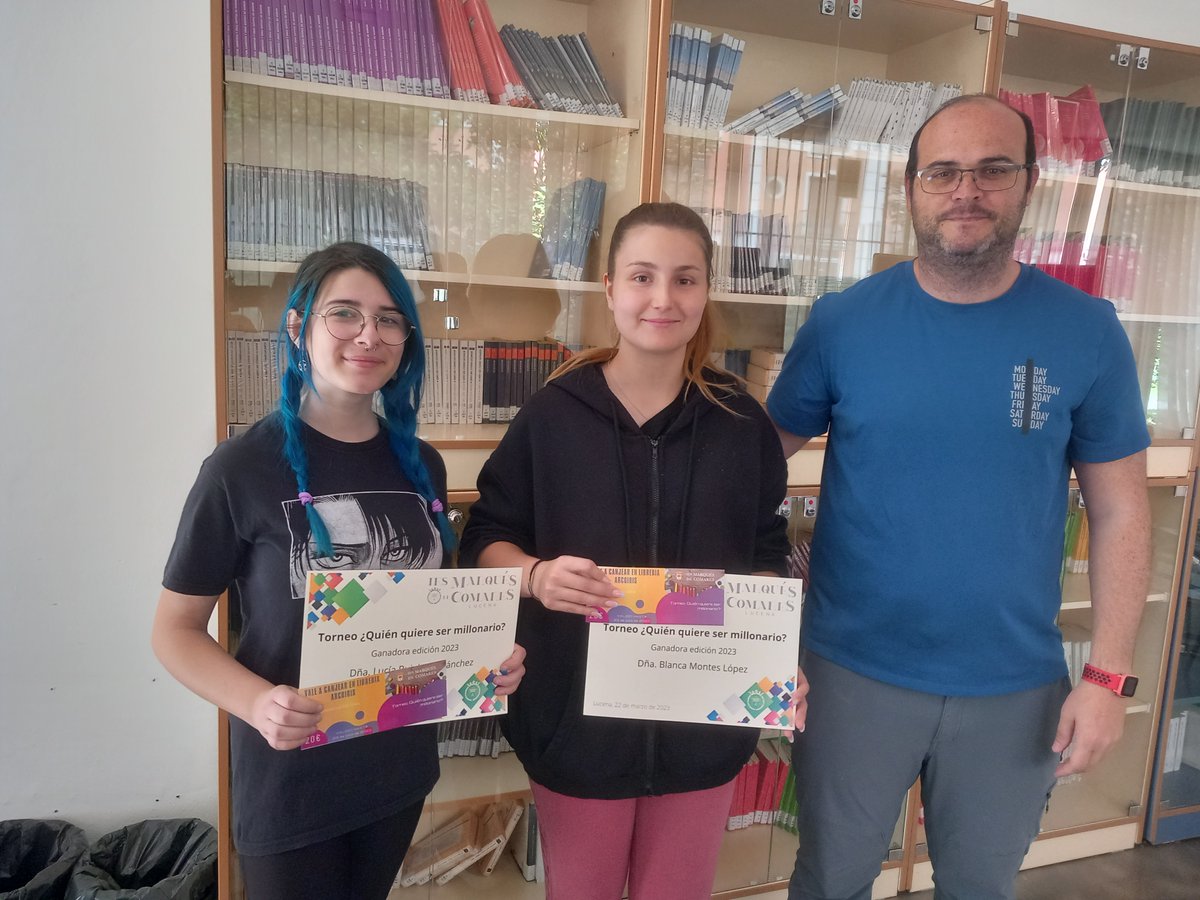 IES Marqués Comares tweet media