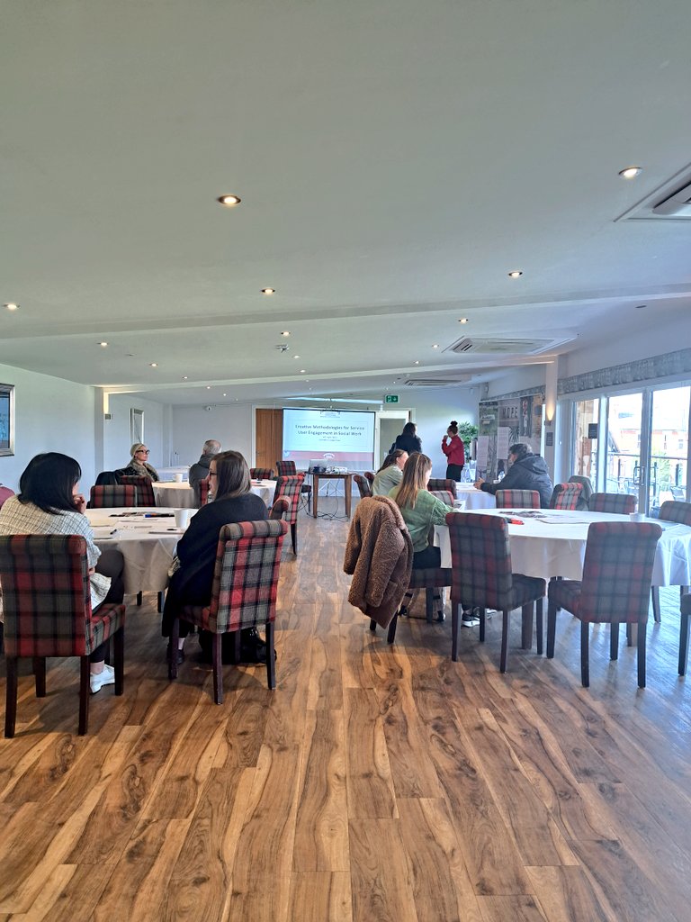 gillybuck's tweet photo. Getting ready to present our #photovoice projects in pretty Ormskirk. #Creative #socialwork @RRR_LUF @re_formed @CMSocialWorkTP https://t.co/n8KYq4VNvz