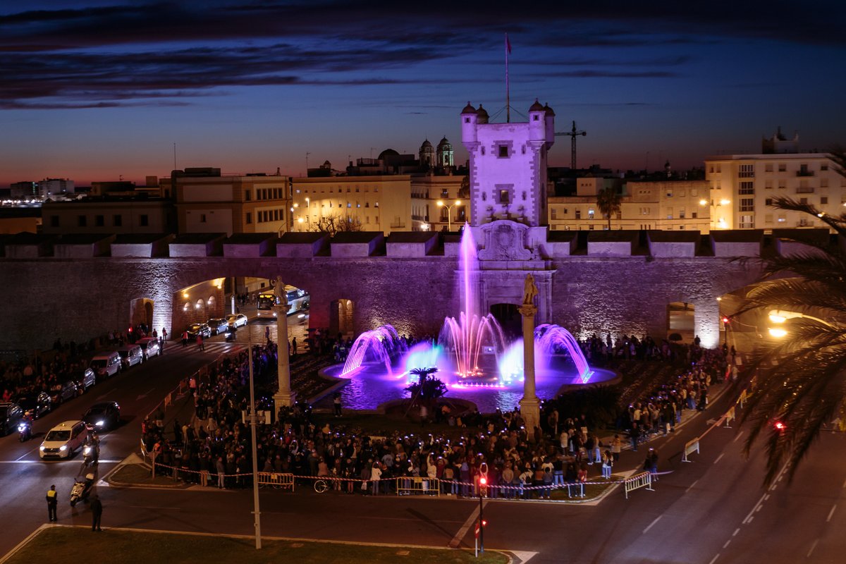 Last March 23, the new Puertas de Tierra Cybernetic Fountain in #Cadiz was unveiled to the public.

Puertas de Tierra, the last remains of the old city wall, is one of the oldest BIC’s (Asset of Cultural Interest) in #Spain, and a must-visit attraction in the city of #Cadiz .