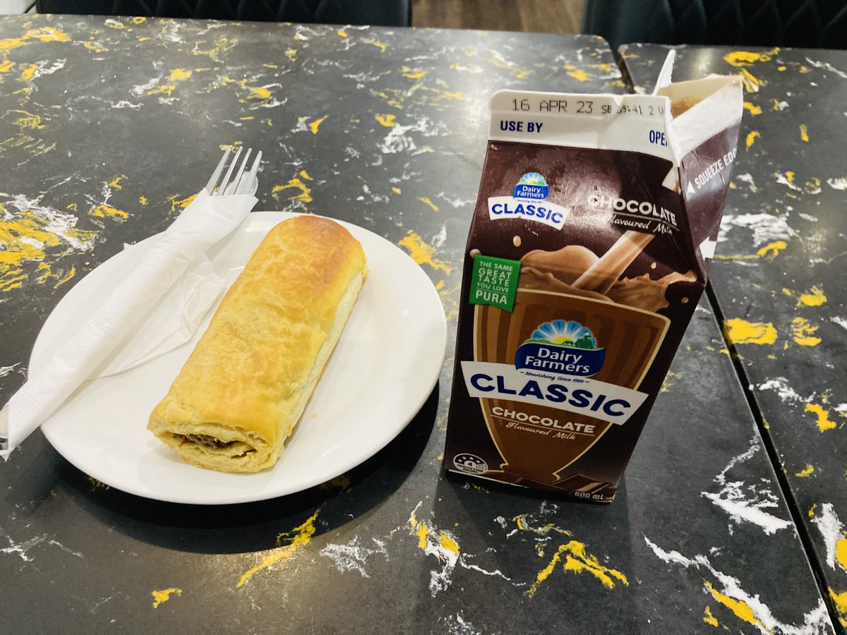 Barefoot 👣 Backpacker on Twitter "RT booksandwine76 How I (sausage