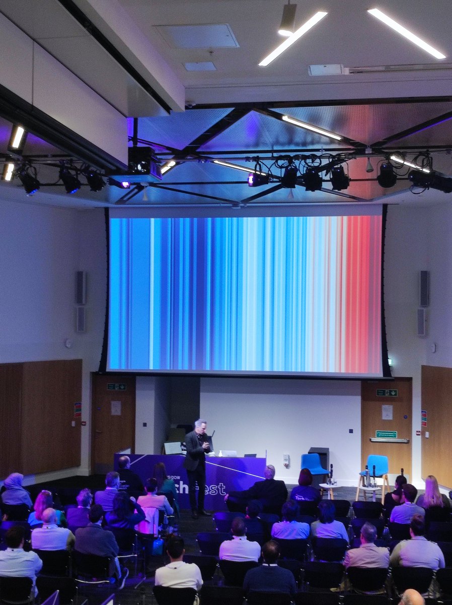 Lovely dive into scientific innovations from around the world with <a href="/spenley/">Spencer Kelly</a> at #GlasgowTechFest! From jellyfish in South Korea, to CO2 capture and algae growing in Iceland, many ways to support sustainability. 🌱

#climatechange #Glasgow