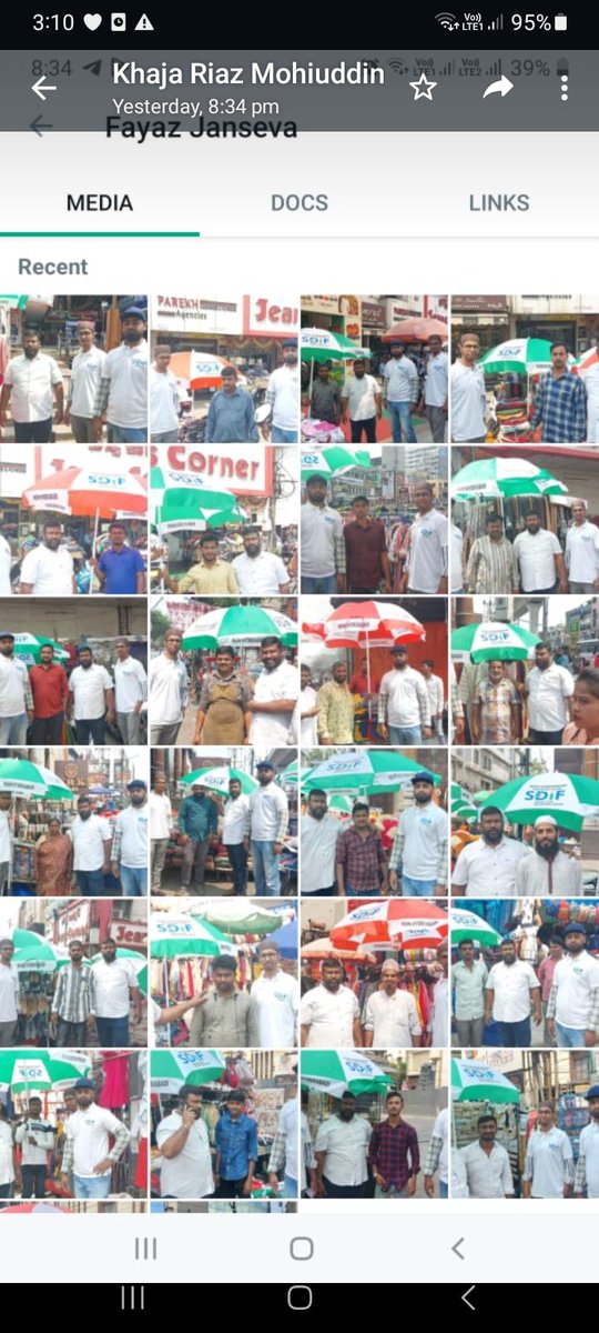 SDIF_India's tweet photo. Day 2 of distribution done by Millat school students and other volunteers.Its heartening to see these young people most of them fasting braving the heat themselves to provide shade and gift these umbrellas. Comnent to Donate or volunteer. @charan_tweetz
@serish @syedmohammedd https://t.co/mI62qaxstU