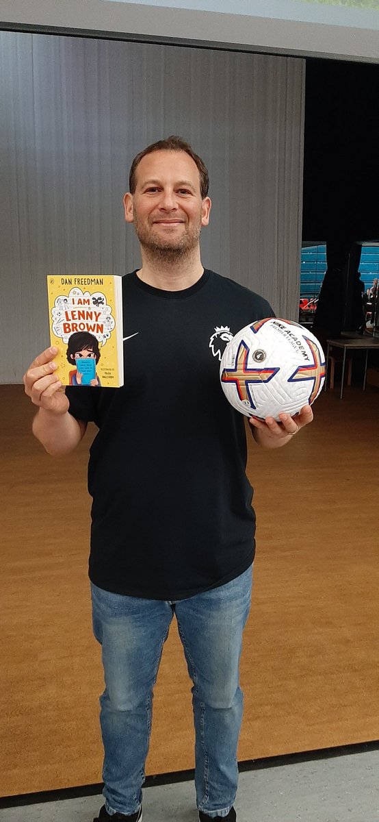 BabingtonLib's tweet photo. Our students enjoyed meeting @DanFreedman99 yesterday. He spoke to them about his love of football and his amazing books, Unstoppable and Jamie Johnson. All students were very excited to be gifted a copy of Unstoppable. #ProudtobeBabington #thisschoolreads @BabingtonLWLAT #lwlat https://t.co/7xRO5iWNA3