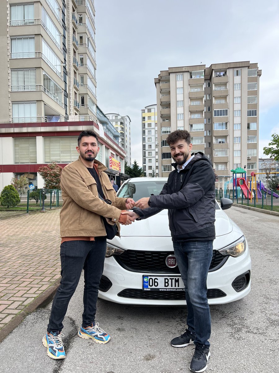 oguzz277's tweet photo. @suleemercaan araba farından göz yaşı damlar mı.. evet bugun damladı.. https://t.co/R3pxBLaTso