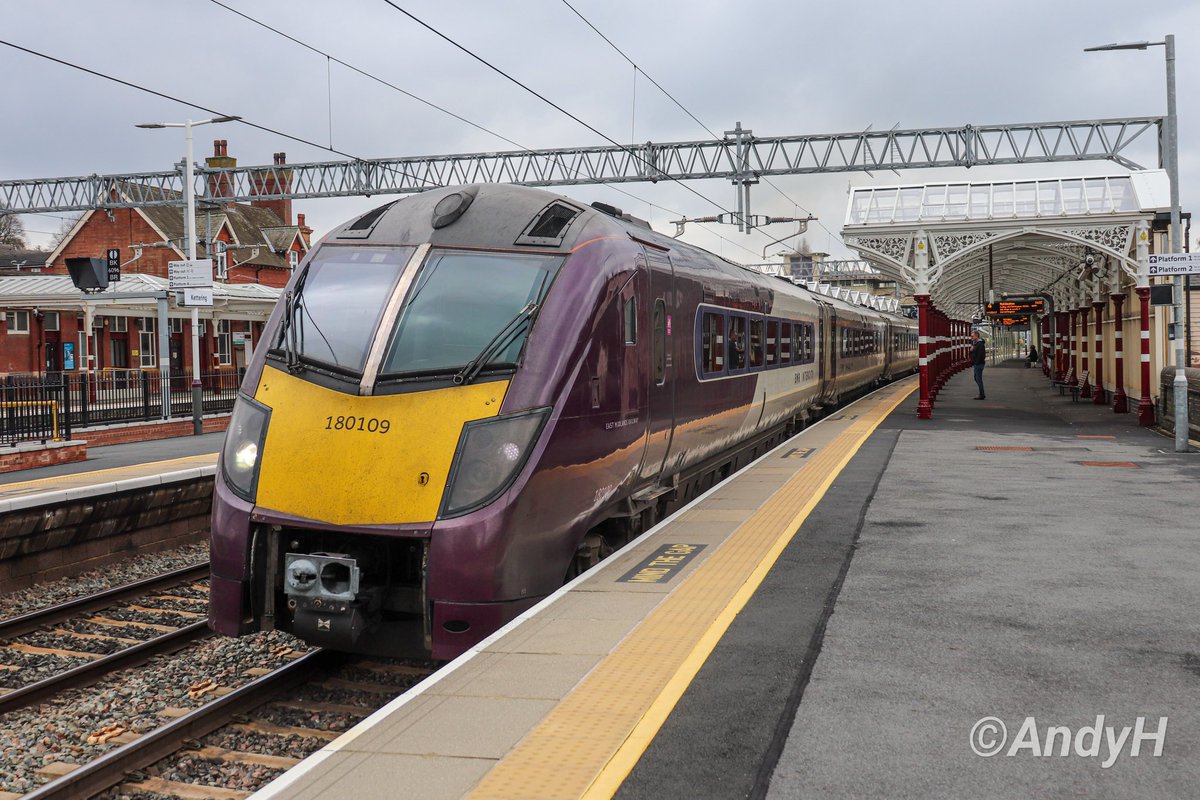 holtona72's tweet photo. #OneEightyWednesday 🎯 sees 180109 departing from Kettering last Saturday morning whilst working 1D28 10.35 St.Pancras-Nottingham. #MML #EMR #Class180 #MidweekMidlandMainline 15/4/23 https://t.co/8jmf2aDPCr