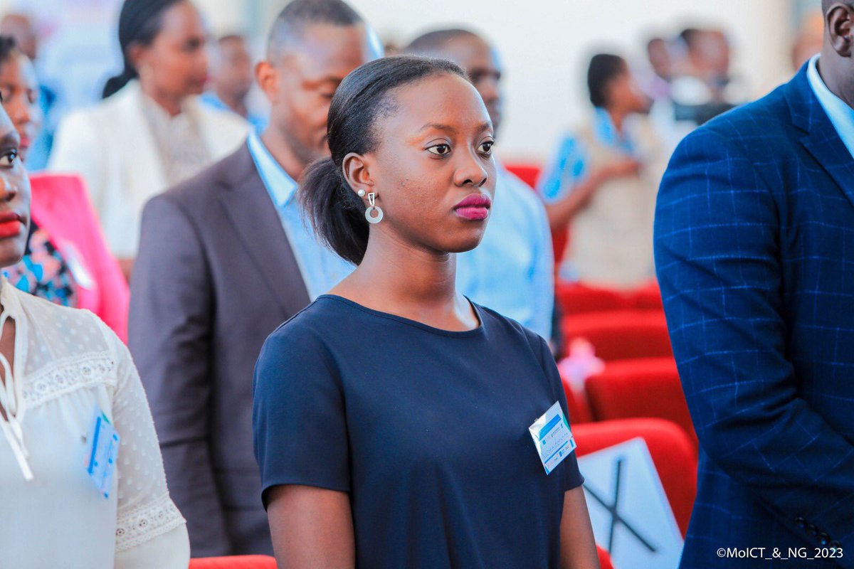 geraldinebito20's tweet photo. At the second workshop of #MappingtheDigitalSavannah happening @InnovationHubUg, PS @azawedde aired out a number of avenues which can create employment opportunities for young people especially those in the digital space. #DigitizeUganda @MoICT_Ug @DMU_Uganda @MosesWatasa https://t.co/oiUFGdQP22