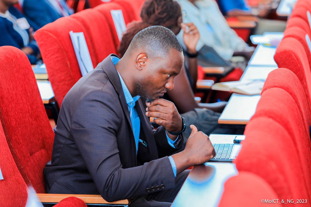 geraldinebito20's tweet photo. At the second workshop of #MappingtheDigitalSavannah happening @InnovationHubUg, PS @azawedde aired out a number of avenues which can create employment opportunities for young people especially those in the digital space. #DigitizeUganda @MoICT_Ug @DMU_Uganda @MosesWatasa https://t.co/oiUFGdQP22