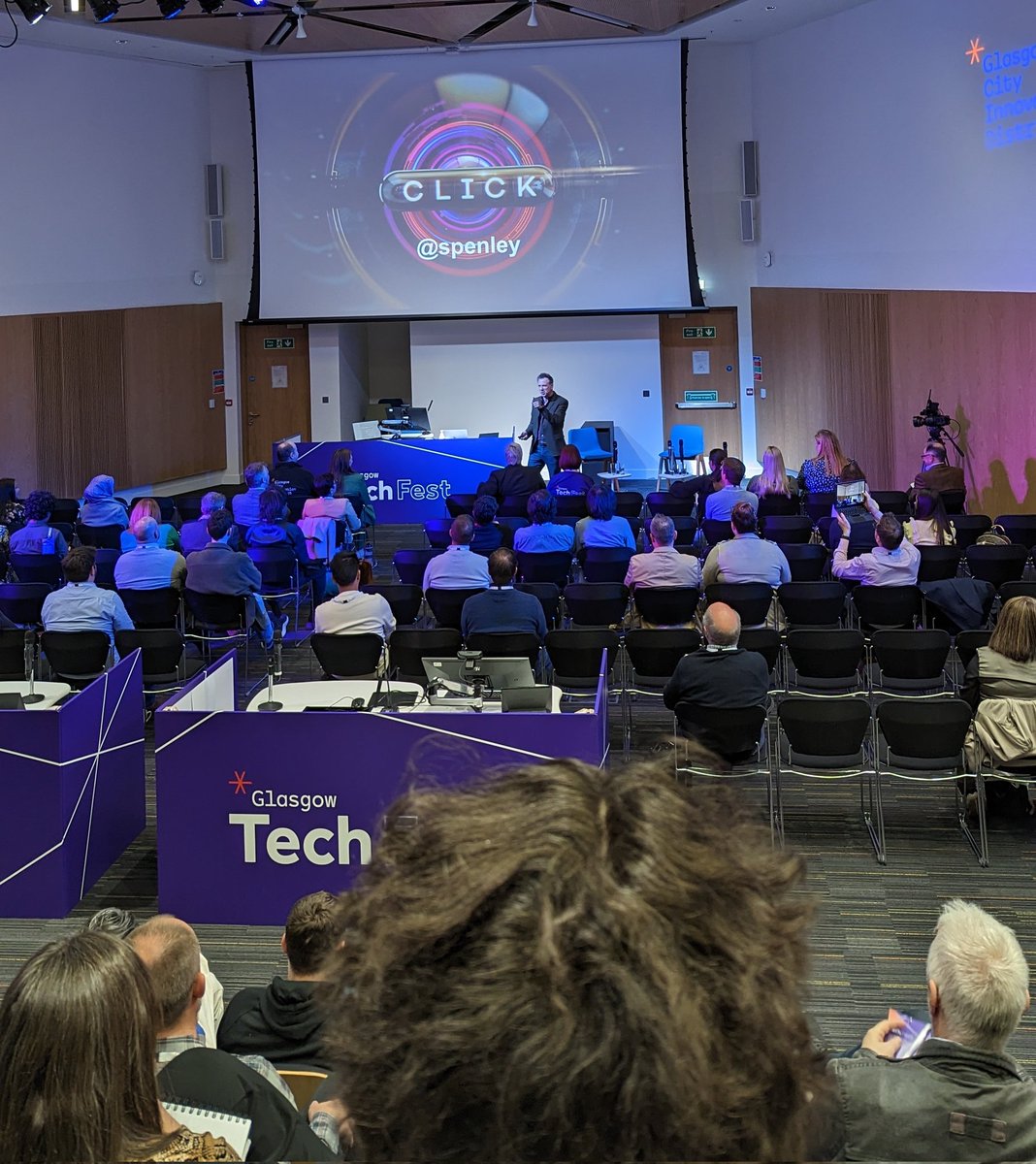 Great lesson into machine learning from <a href="/spenley/">Spencer Kelly</a> at #GlasgowTechFest 💥 loving this deep dive into creative innovation <a href="/glasgowcityinno/">Glasgow City Innovation</a>