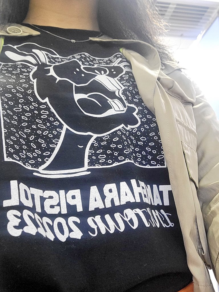 littlewoodshare's tweet photo. このTシャツも一先ず今日が最後ね😌コロナ禍の配信で彼を知り今回が初ツアー 各地とても思い出深くて楽しいツアーだった
その集大成しかと目に耳に焼き付けます( •̀ω•́ )✧
#竹原ピストル
#STILLGOINGON #悄気る街舌打ちのように歌がある
#リリース記念 #全国ツアー2周目
#中野サンプラザ https://t.co/9z8lb4siDr