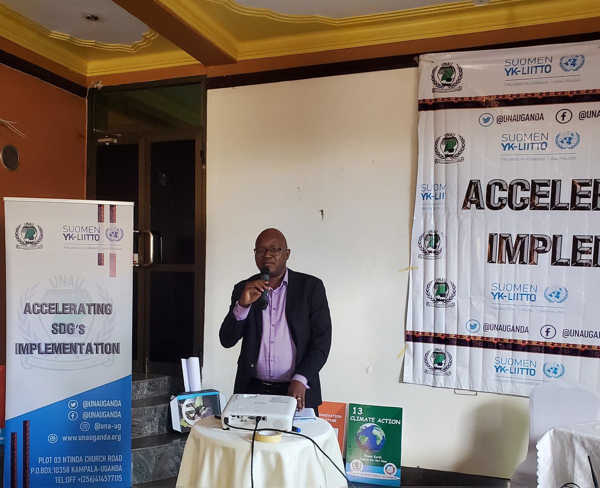 UNAUGANDA's tweet image. @MichaelWangusa from the Resident Cordinator&apos;s office @UNinUganda notes concerns on achievement of SDGs by 2030 during the Media Workshop on #SDGs,

He clears need for Road safety, Alcohol Regulation, Climate action &amp;amp; how the media has a major role to play in #AcceleratingSDGs.
