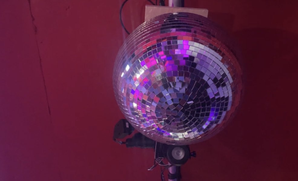 bryonykate's tweet photo. Thank you to @theCentre for showing us around their new venue: Cabaret, Wales first purpose built cabaret venue. It is “a safe space where everyone can express and enjoy themselves”. You can find there upcoming shows on the WMCs website. https://t.co/Zd4AWgZyVb

(Repost: insta) https://t.co/Z2tuEPQUfB