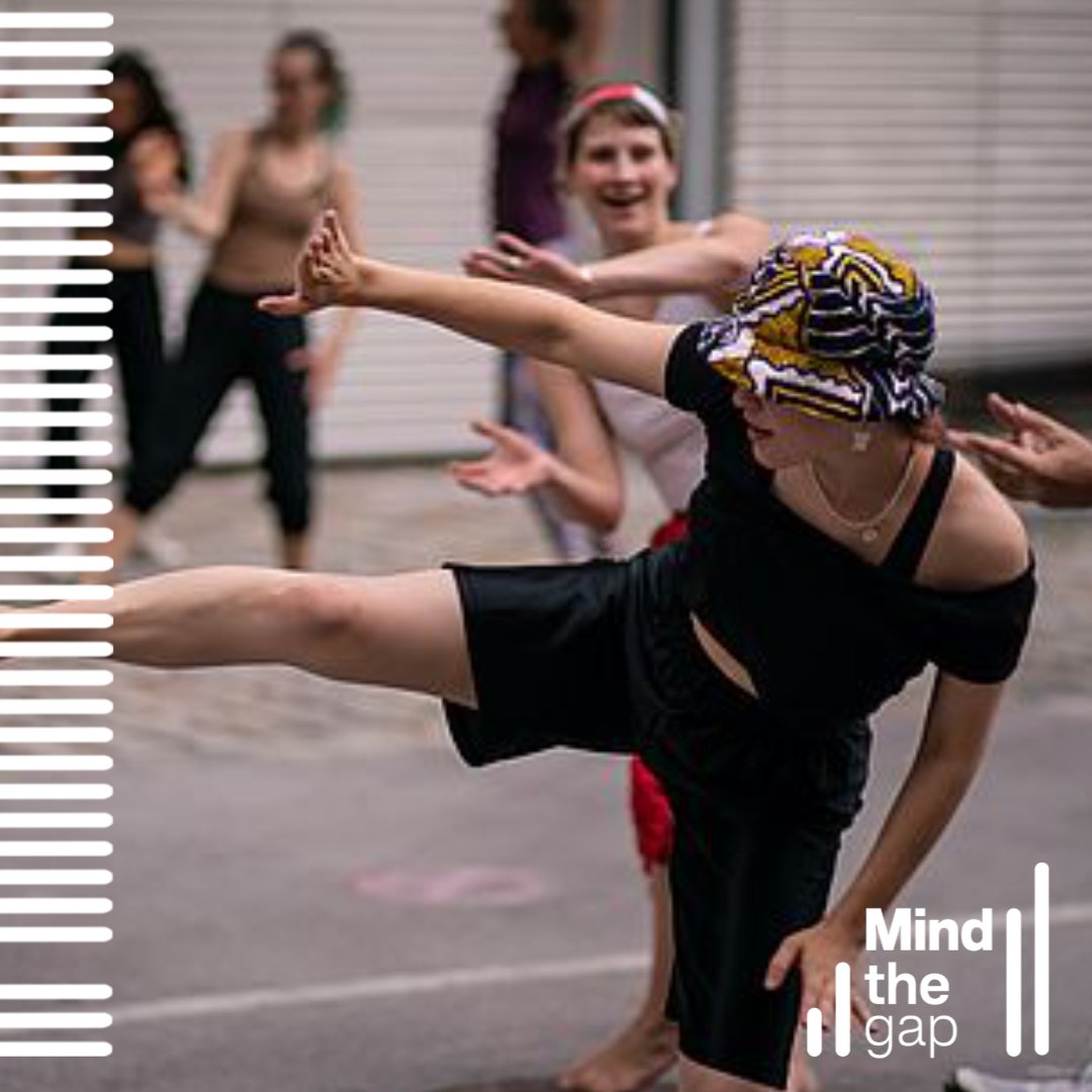 “You need to offer space for artistic freedom but also set clear boundaries. If there is too much complexity and freedom, people can struggle.” 

Puls einer Stadt was an inclusive digital community project by Wiener Staatsoper. Case study: bit.ly/3HKFjnU