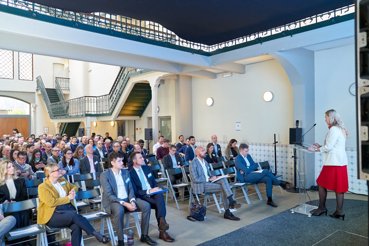 KadriSimson's tweet image. Speaking about the revision of the #ElectricityMarketDesign at #SmartEnergySummit2023.

Current market design has for over two decades delivered an efficient &amp;amp; increasingly integrated market.

We can now improve it with more flexibility solutions, like demand response &amp;amp; storage.