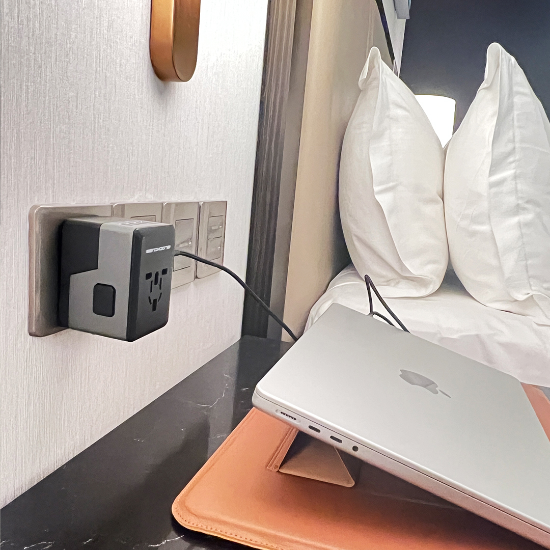 iBlockCube's tweet photo. Every country has its own unique electrical system and outlets, often different from what you might be used to at home. 

Secure your gadgets. Get your own Swift Travel Adapter now! 
Link here: https://t.co/clRqmnds1N

#techworld #gadget #gadgets #electronic #travel #traveling https://t.co/1cwNfEGOQ2