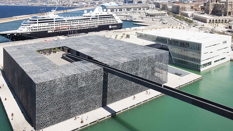JPE2100's tweet image. Le Mucem, un musée entre mer et terre - envies-de-france.fr/bon-plans/muce…