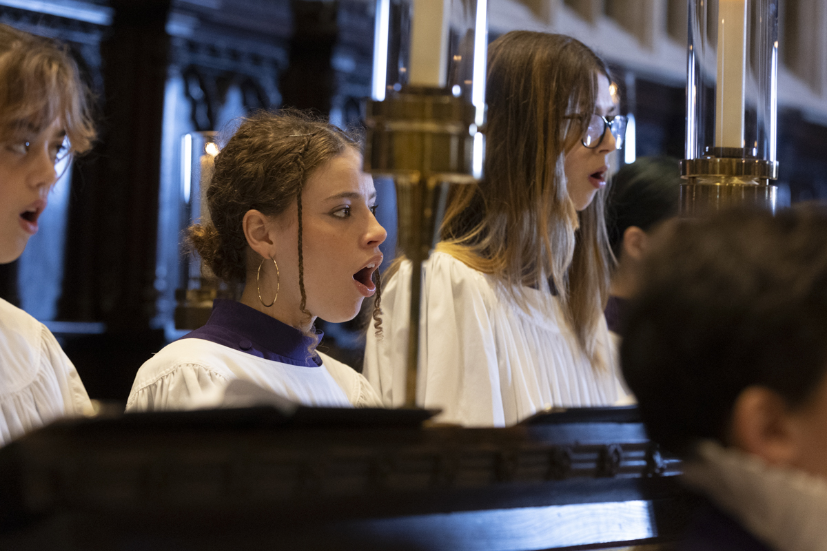 Canterbury Cathedral tweet media