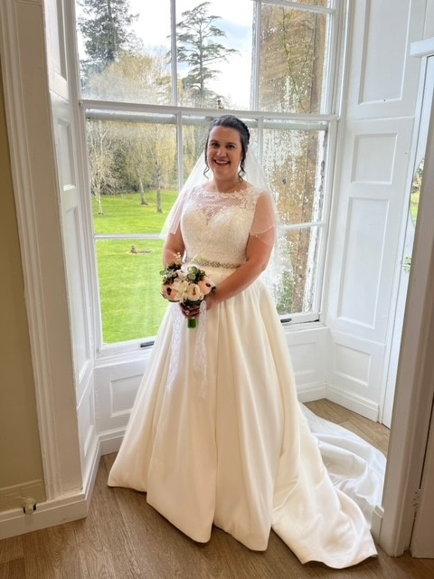 lewestonevents's tweet photo. Congratulations to Mr and Mrs Brown who got married at Leweston on Saturday! π
We wish you all the best of luck for the future as Husband and Wife.
#LewestonWeddings
πΈ Terry Lucas Photography
#LewestonEvents #DorsetWeddings #Wedding #Bride #Groom #LewestonSchool https://t.co/cbH6H01Olj