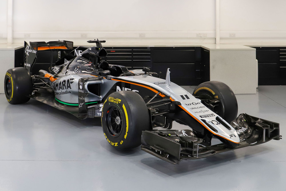 FormulaRapidaEN's tweet photo. #F1Authentics puts up host of items for its Destination Miami auction.
It includes things like Perez's 2015 Force India car, Alfa Romeo's 2022 showcar, signed McLaren MCL36 steering wheel, Alonso's 100th podium racing suit and more:
https://t.co/Ctw1Qycwe0 #F1 https://t.co/fH7mjFcer0