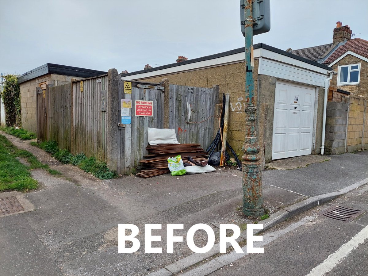 RobRocc's tweet photo. Flytipping Spring Road
And again, we have cleared some flytipping items from the usual spot in Spring Road.
Please let me know any similar issues in East Cliff & Springbourne ward.
#BCPCommunity #BCPCouncil #flytipping #springbourne https://t.co/jO0LwqbIel