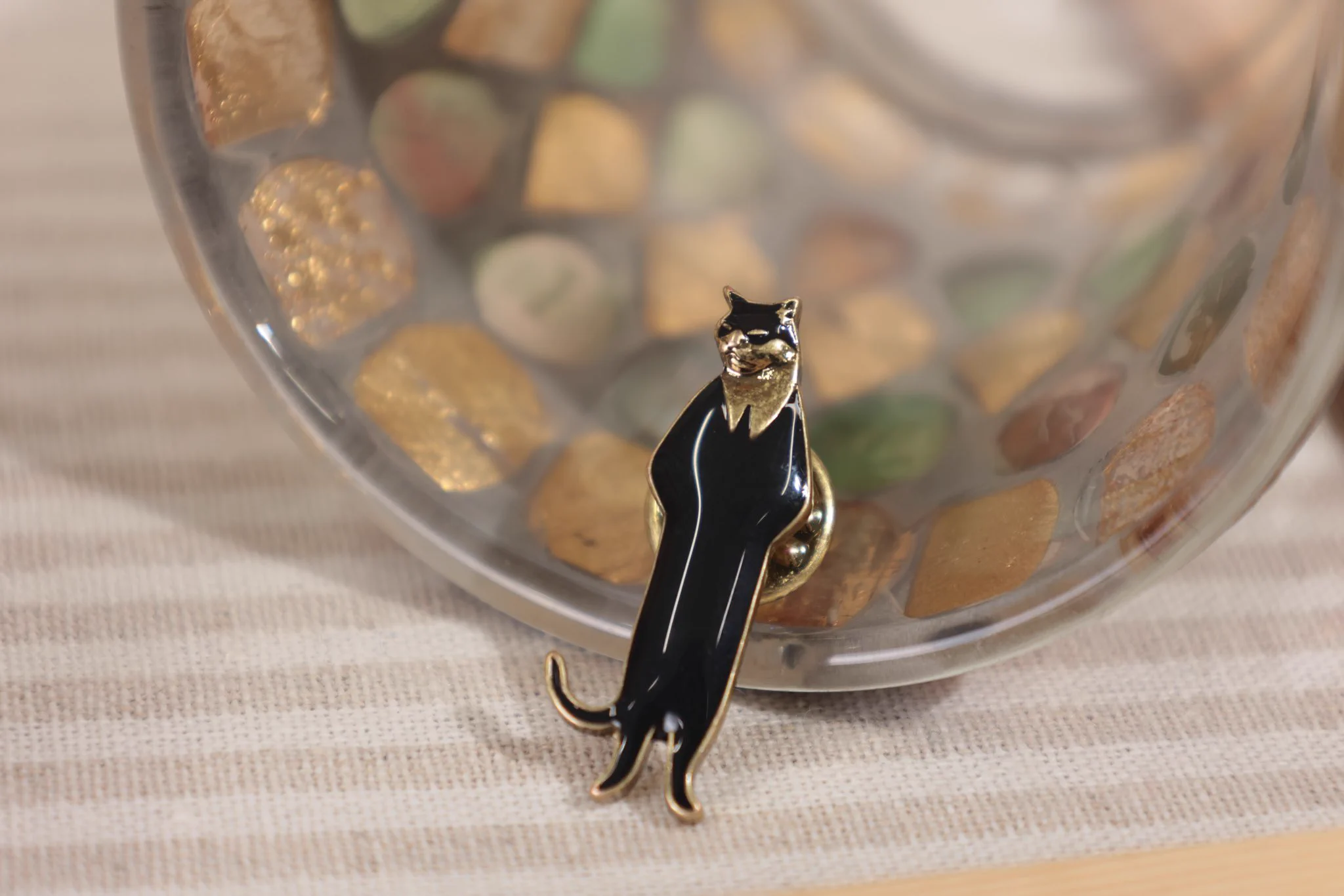 猫の恩返し　猫の行列ブレスレット ジブリがいっぱい どんぐり共和国【公式】 on X: 